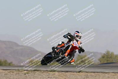 media/Dec-01-2025-Moto Forza (Mon) [[2daa91e15f]]/2-Intermediate Group/Session 2 Turn 9 Entry/